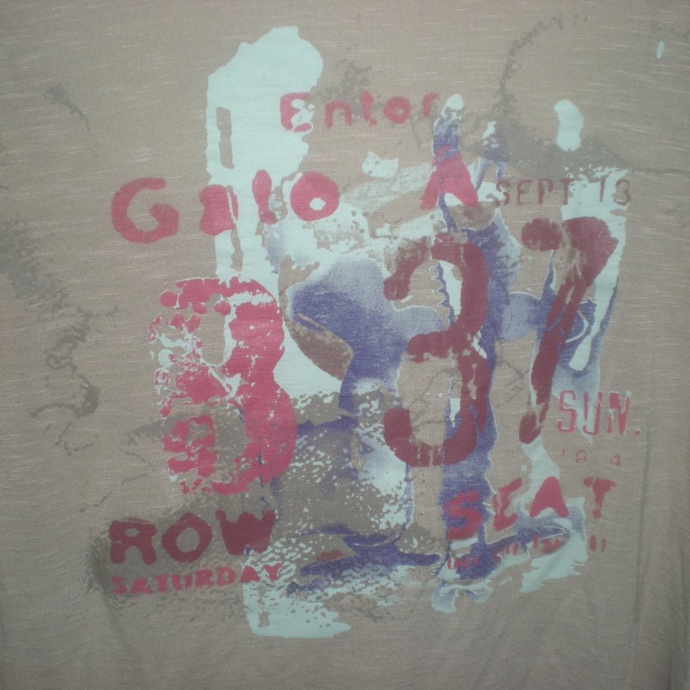 AnM Brand  Shirt    NWOT   Size Small